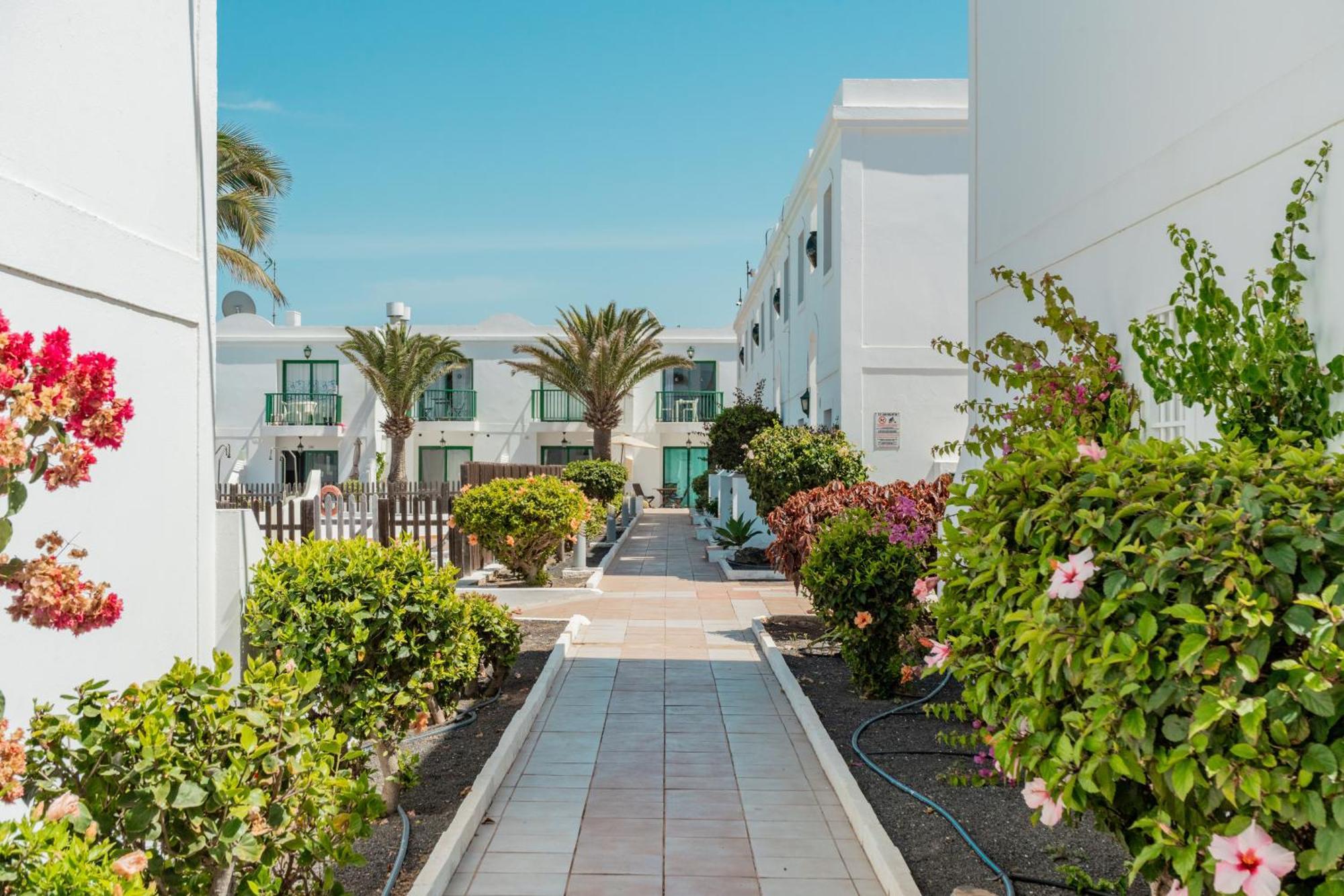 Sol Y Sal De Corralejo (Adults Only) Bagian luar foto